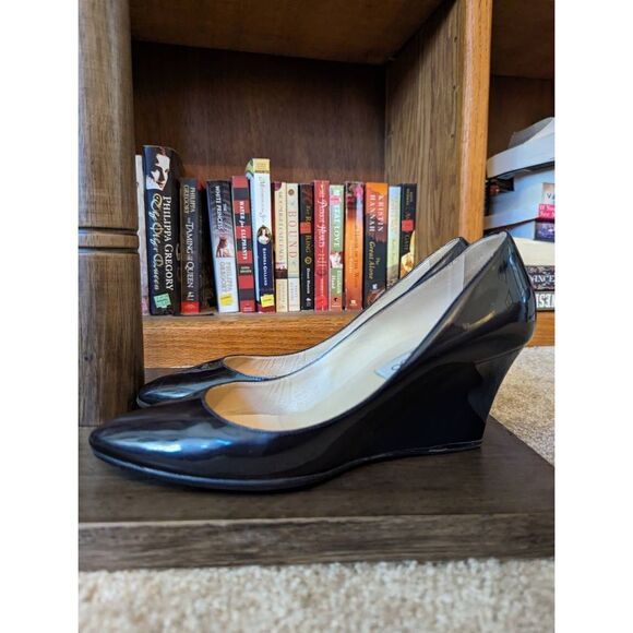 JIMMY Choo black patent leather Allen pat wedge euc sz 6 - Picture 3 of 8